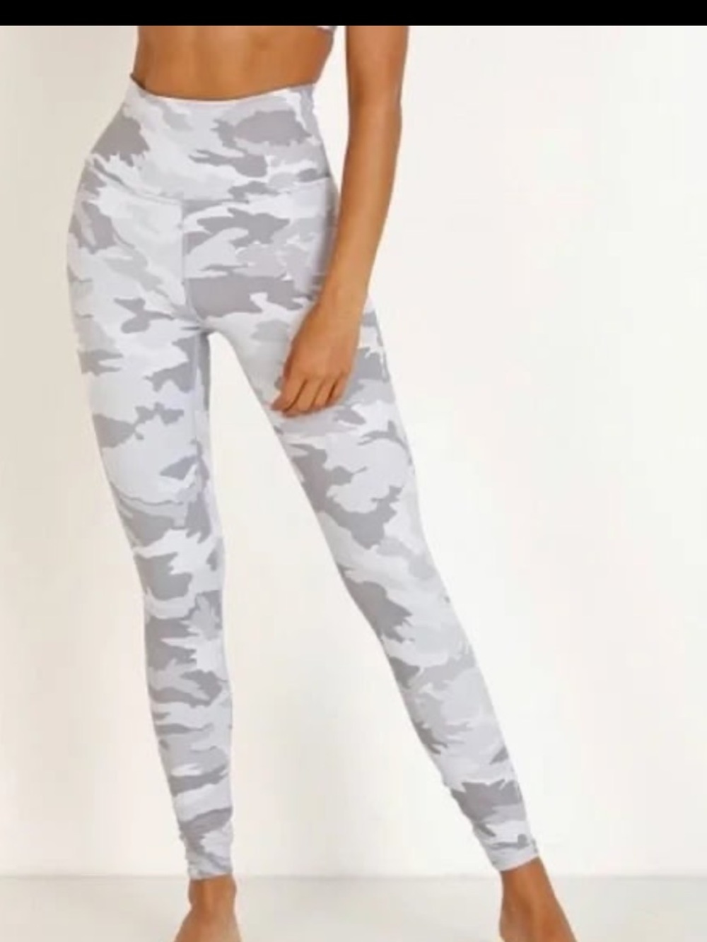 Forever 21 camo leggings